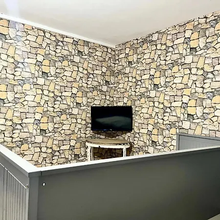 Charming Independent Ruelle-sur-Touvre